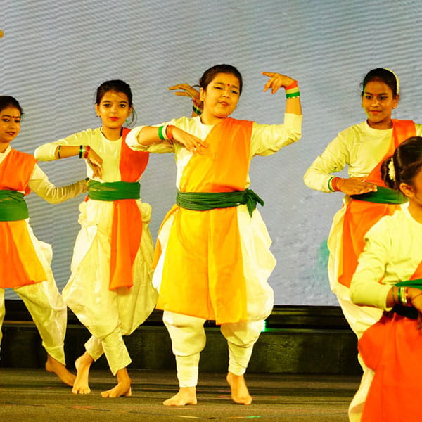 Grade 5 Annual Mini Production